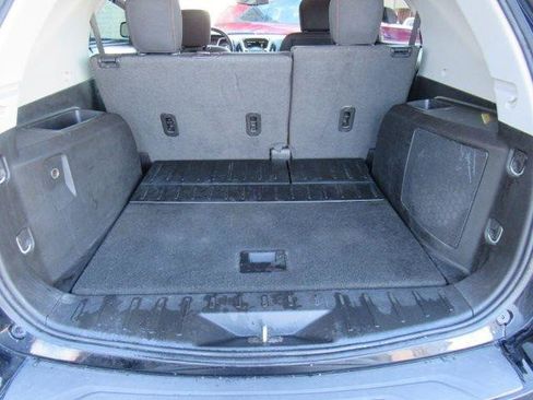 Used 2017 Chevrolet Equinox LT w/ Convenience Package image 29