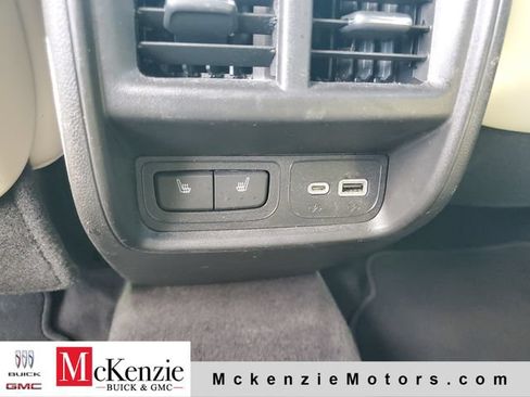 Used 2022 Cadillac XT4 Sport w/ Comfort Package FWD image 24