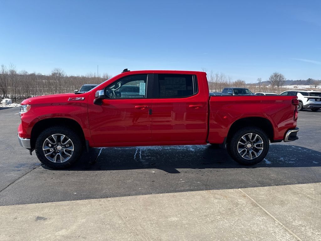 Certified 2026 Chevrolet Silverado 1500 LT AWD/4WD image 4