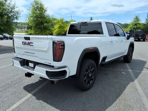 Certified 2026 GMC Sierra 2500 AT4 w/ AT4 Premium Plus Package AWD/4WD image 5