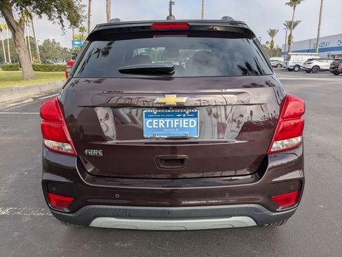 Certified 2021 Chevrolet Trax LT w/ Driver Confidence Package image 6