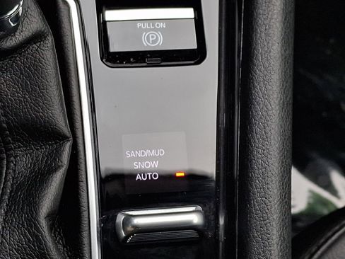 Used 2022 Jeep Compass Latitude image 25