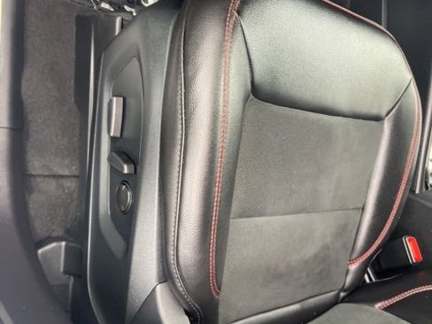 Used 2022 Ford Explorer ST-Line image 15