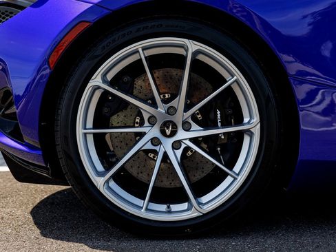 New 2026 McLaren 750S Spider RWD image 35