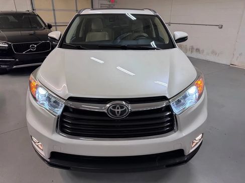Used 2015 Toyota Highlander Limited Platinum AWD/4WD image 8