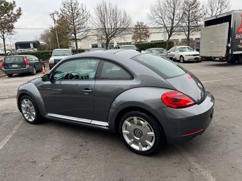 Used 2013 Volkswagen Beetle 2.5 image 23