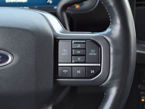 Used 2024 Ford F350 Lariat AWD/4WD image 9