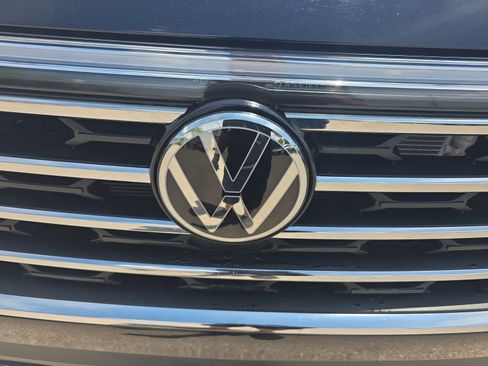 Used 2026 Volkswagen Atlas SE w/ Panoramic Sunroof Package AWD/4WD image 23