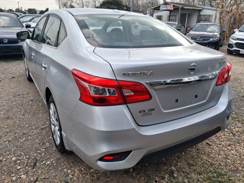 Used 2017 Nissan Sentra SV FWD image 5