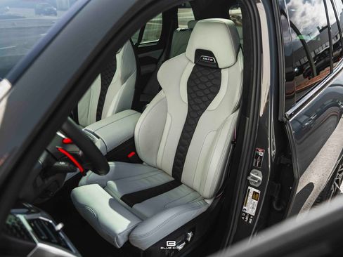 Used 2025 BMW X5 M Competition w/ Executive Package image 36