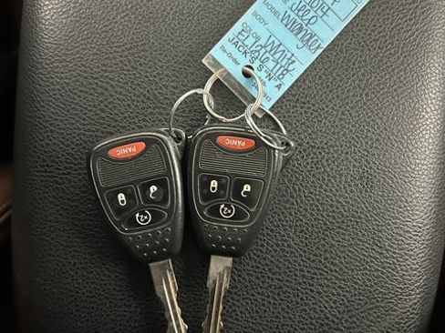 Used 2014 Jeep Wrangler Unlimited Sahara w/ Dual Top Group image 49