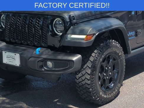Certified 2023 Jeep Wrangler Unlimited w/ Cold Weather Group AWD/4WD image 9