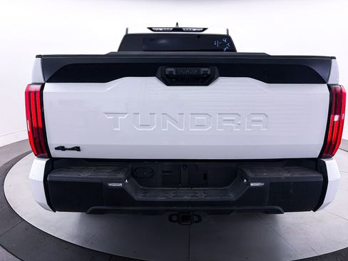 Used 2025 Toyota Tundra SR5 AWD/4WD image 13
