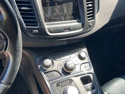 Used 2015 Chrysler 200 S w/ Navigation & Sound Group I FWD image 8