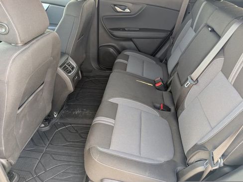 Used 2024 Chevrolet Blazer LT w/ Convenience Package image 27