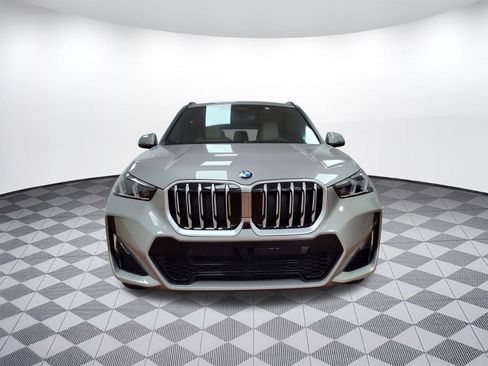 Used 2025 BMW X1 xDrive28i w/ Premium Package image 6
