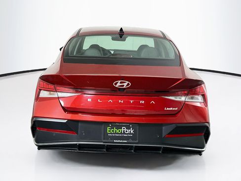 Used 2024 Hyundai Elantra Limited FWD image 7