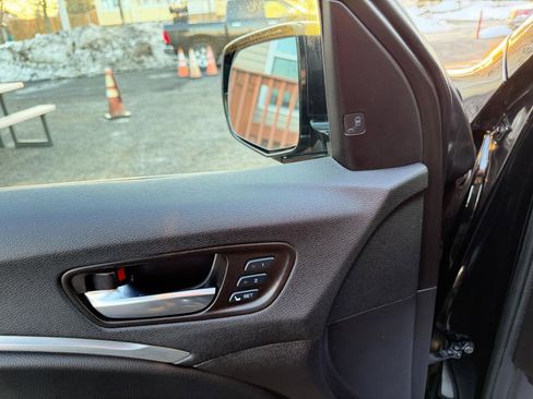 Used 2017 Acura MDX SH-AWD w/ Technology Package image 17