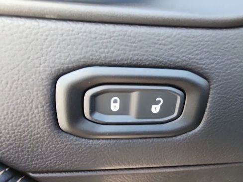 New 2026 Jeep Wrangler Sahara image 25