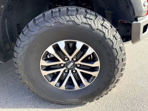 Used 2020 Ford F150 Raptor w/ Equipment Group 802A Luxury image 9