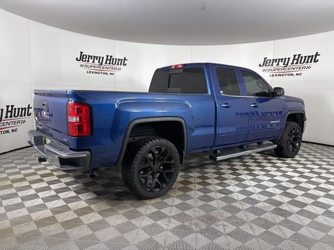 Used 2015 GMC Sierra 1500 SLE w/ SLE Value Package image 4