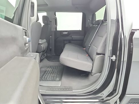 Used 2022 Chevrolet Silverado 2500 Custom w/ Custom Convenience Package AWD/4WD image 38