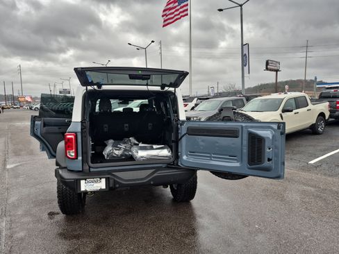 New 2025 Ford Bronco Heritage Edition image 15