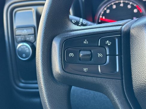 Used 2022 Chevrolet Silverado 1500 Custom image 30