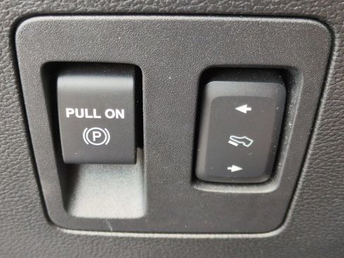 Used 2020 Ford F150 XLT w/ Equipment Group 301A Mid AWD/4WD image 22