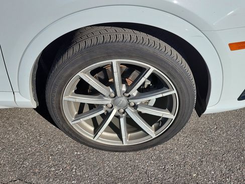 Used 2018 Audi Q3 2.0T Premium Plus w/ Premium Plus Package image 41