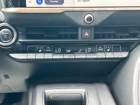 Used 2023 Toyota Crown AWD/4WD image 59