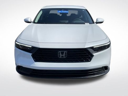 Certified 2025 Honda Accord LX image 9