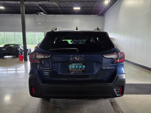 Used 2020 Subaru Outback Premium AWD/4WD image 5