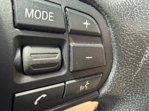 Used 2015 BMW 320i Sedan RWD image 17