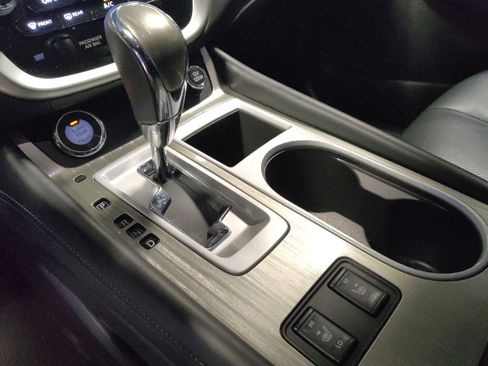 Used 2018 Nissan Murano SL w/ Moonroof Package image 26