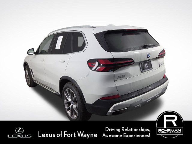 Used 2025 BMW X5 xDrive50e AWD/4WD image 10