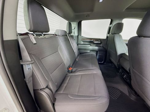 Used 2024 Chevrolet Silverado 1500 LT w/ Z71 Off-Road Package image 27