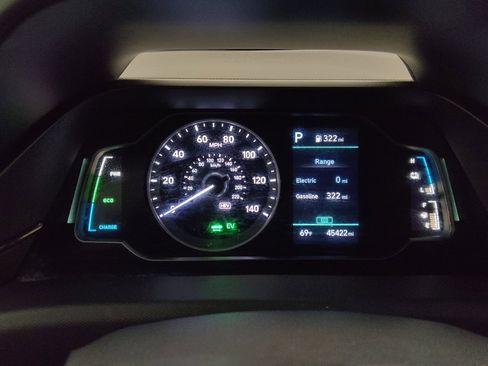 Used 2022 Hyundai Ioniq SE FWD image 23