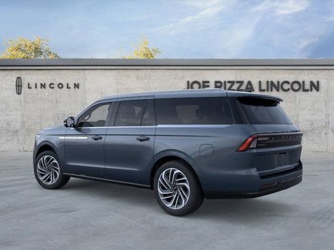 New 2026 Lincoln Navigator L Reserve image 4