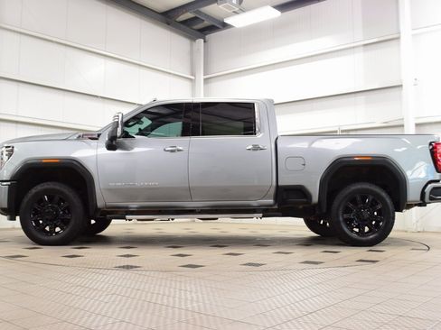 Used 2024 GMC Sierra 2500 Denali w/ Denali Reserve Package image 4