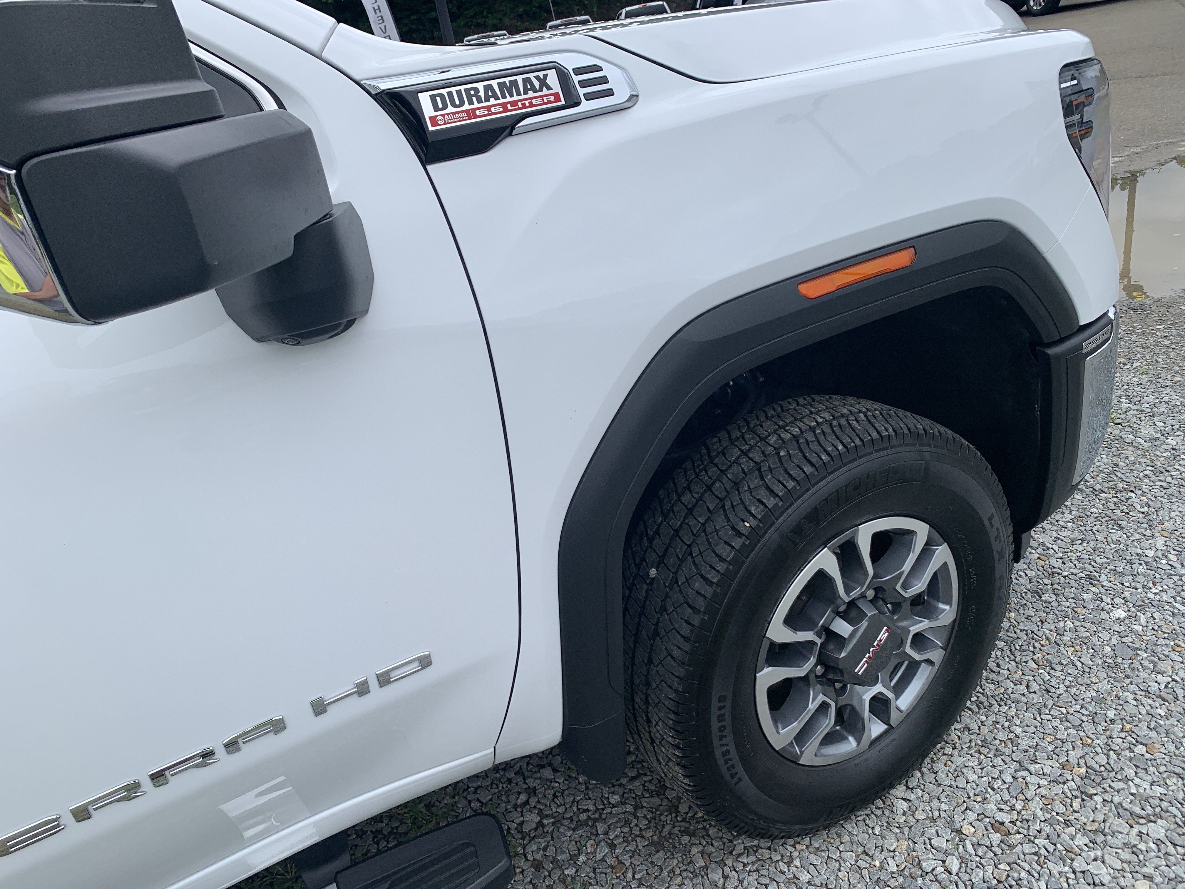 Used 2025 GMC Sierra 2500 SLT w/ SLT Premium Package AWD/4WD image 29