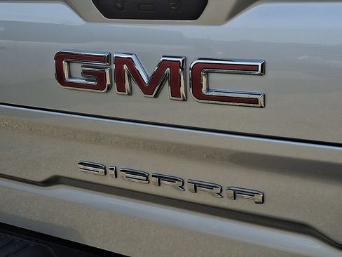 Used 2021 GMC Sierra 1500 Elevation AWD/4WD image 32