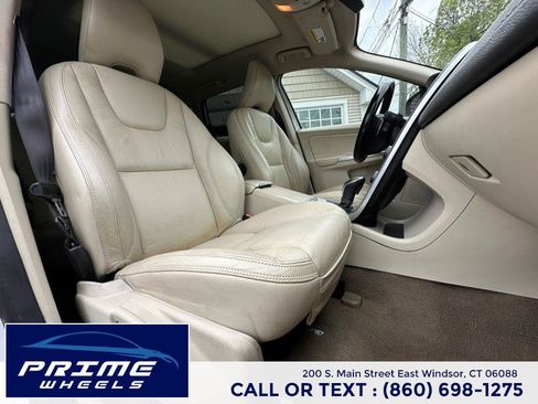 Used 2014 Volvo XC60 T6 AWD/4WD image 17