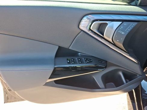 Used 2026 BMW X3 xDrive30 w/ Premium Package image 9