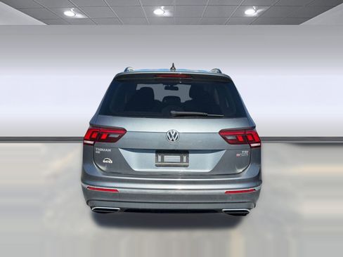 Used 2018 Volkswagen Tiguan S image 6