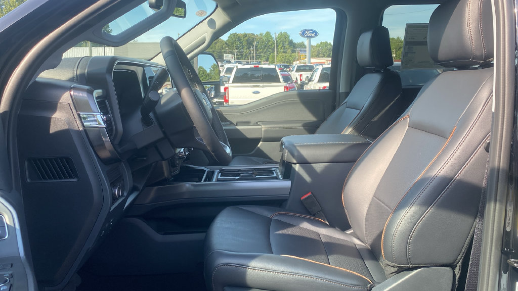 New 2027 Ford F250 Lariat w/ Lariat Premium Package AWD/4WD image 16