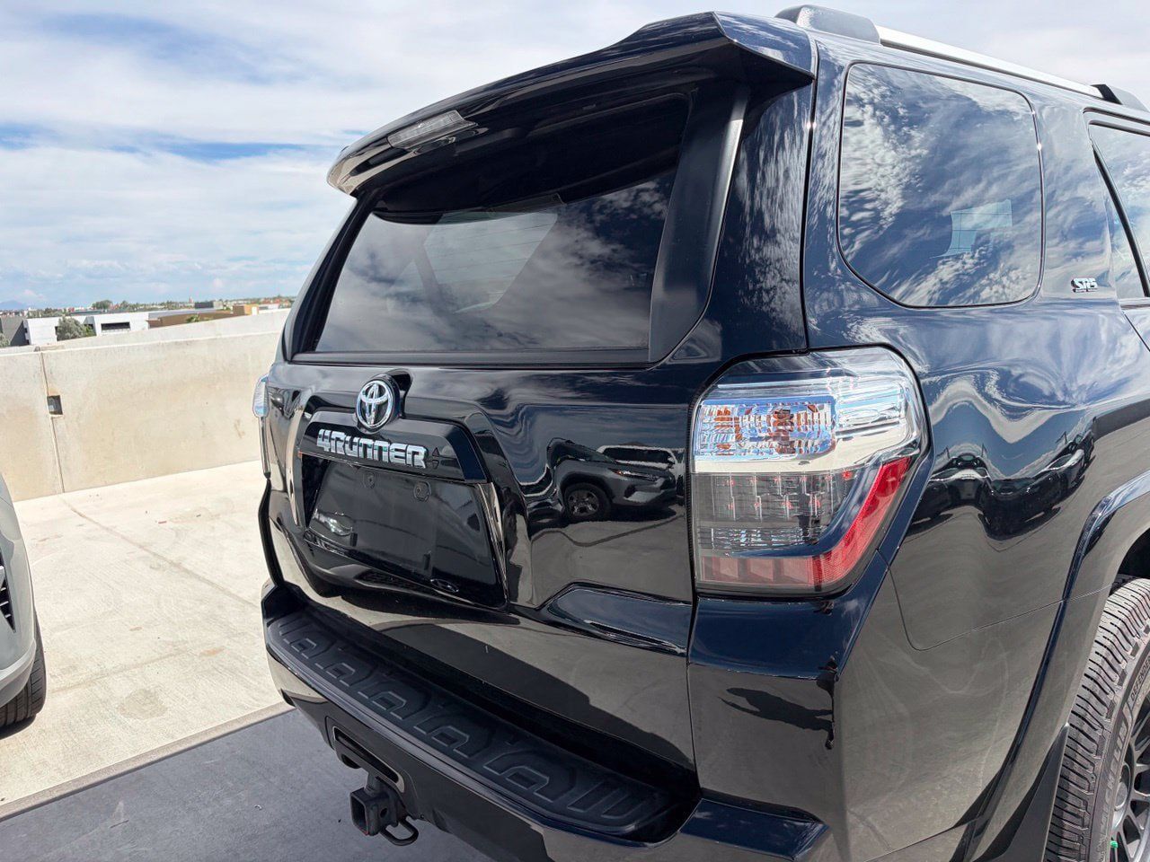 Used 2023 Toyota 4Runner SR5 AWD/4WD image 4