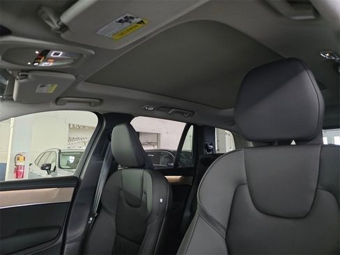 New 2026 Volvo XC90 B6 Plus w/ Protection Package image 11