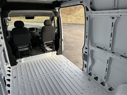 Used 2025 RAM ProMaster 2500 image 17