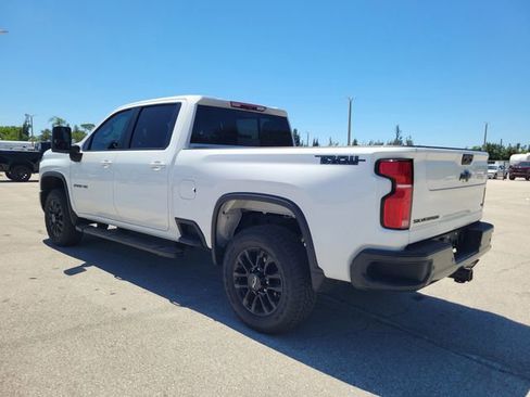 Certified 2025 Chevrolet Silverado 2500 LT w/ Trail Boss Package AWD/4WD image 3